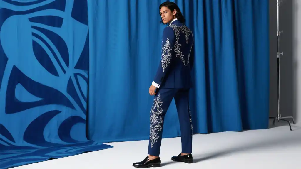 The Blazer Style Revelation That Will Elevate Your Wardrobe 一