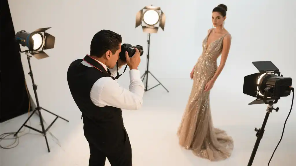 How I Captured Timeless Moments in Wedding Photography & Videography 一
