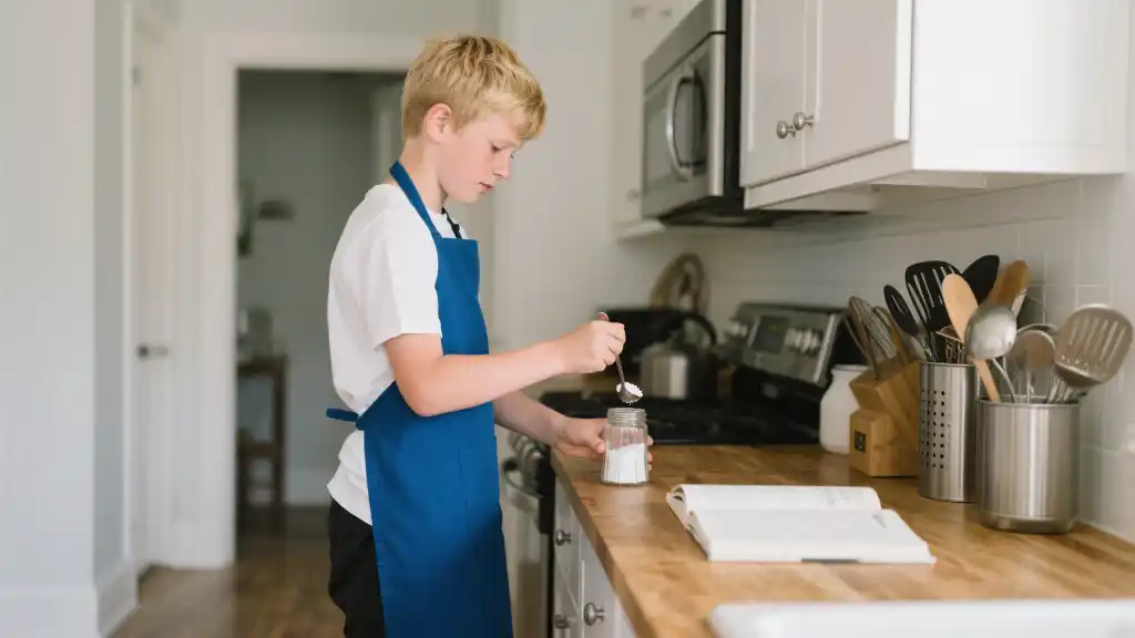 The Surprising Benefits of a 16-Hour Fast That Changed Everything 一
